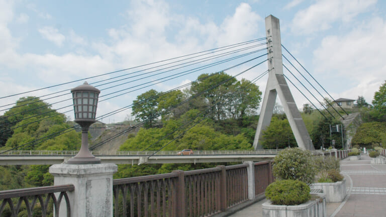 The view from the old Chichibu Bridge toward the cable-stayed new Chichibu Bridge over the Arakawa